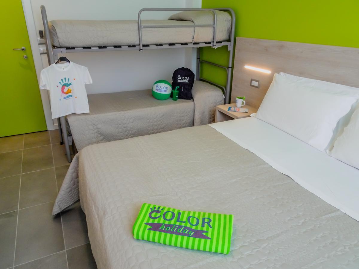 Color Green Village Cesenatico Family Экстерьер фото